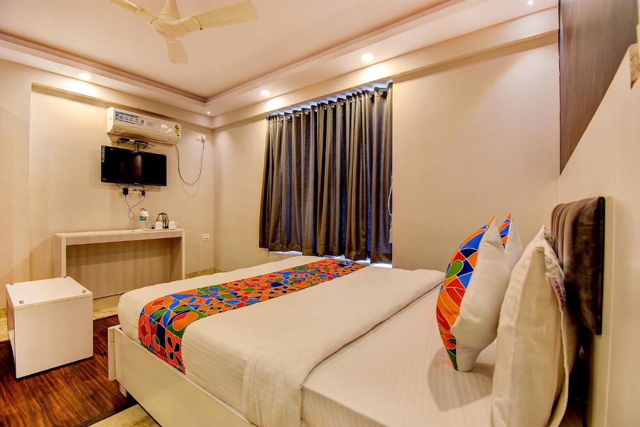 Fabhotel Srk Platinum Inn - Nr Forum Mall Bangalore Exterior photo